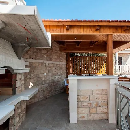 Σπίτι διακοπών Katy Mit Garten- Grill Und Terrasse By Interhome *