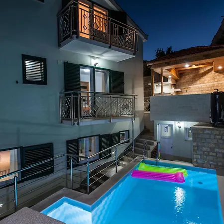 Σπίτι διακοπών Katy Mit Garten- Grill Und Terrasse By Interhome Sevid