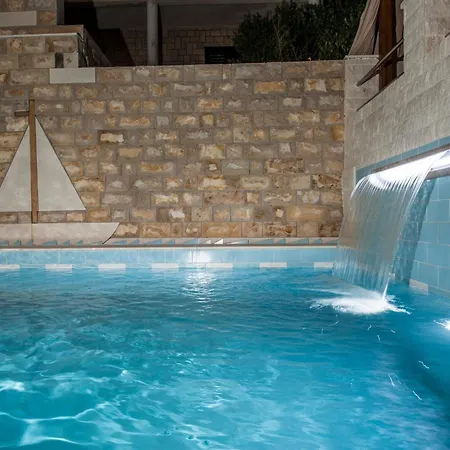 Katy Mit Garten- Grill Und Terrasse By Interhome