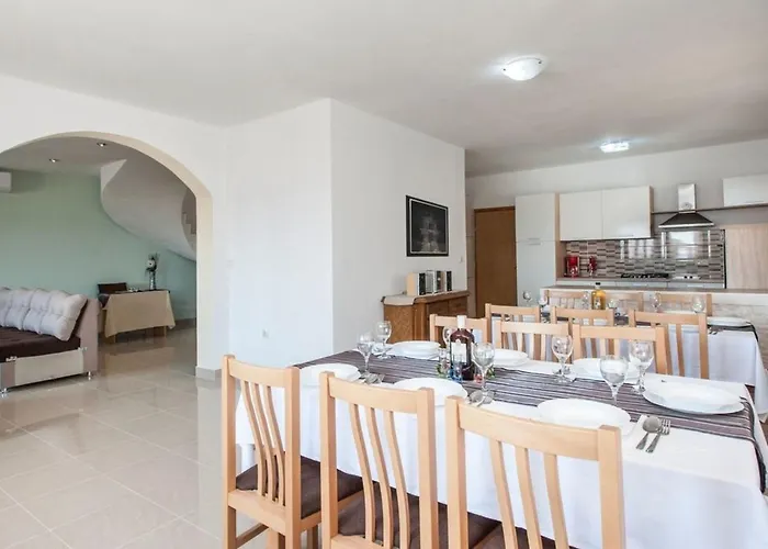 Сasa de vacaciones Katy Mit Garten- Grill Und Terrasse By Interhome Sevid