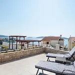 Katy Mit Garten- Grill Und Terrasse By Interhome * Sevid