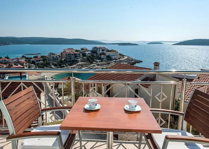 Katy Mit Garten- Grill Und Terrasse By Interhome * Sevid